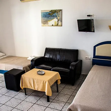 Castri Village Aparthotel 3*