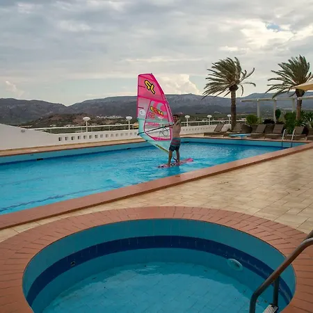 Aparthotel Castri Village 3*